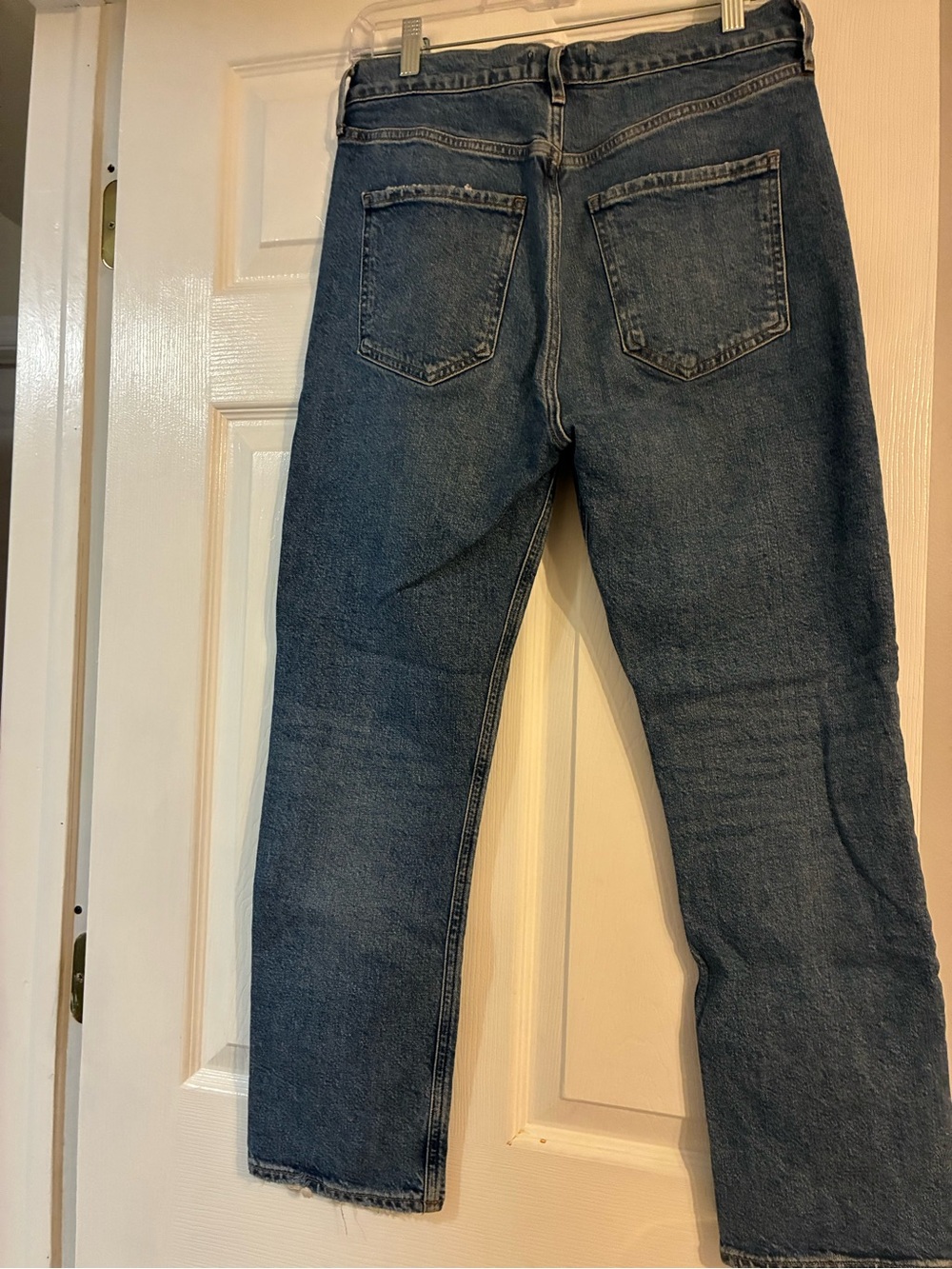Agolde Riley Cropped Medium Wash Jean - Picture 3 of 3